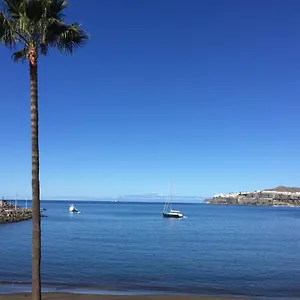 https://sunny-day-deluxe-14.in-canary-islands.com