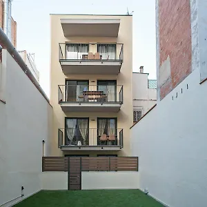 https://apartamento-camp-nou-1a.catalonia-hotels.com
